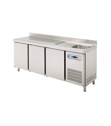 MESA REFRIGERADA GASTRONORM CON FREGADERO 3 PUERTAS