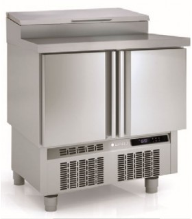 MESA FRÍA ENSALADAS GN 1/1 2 PUERTAS CON VITRINA TAPA INOX